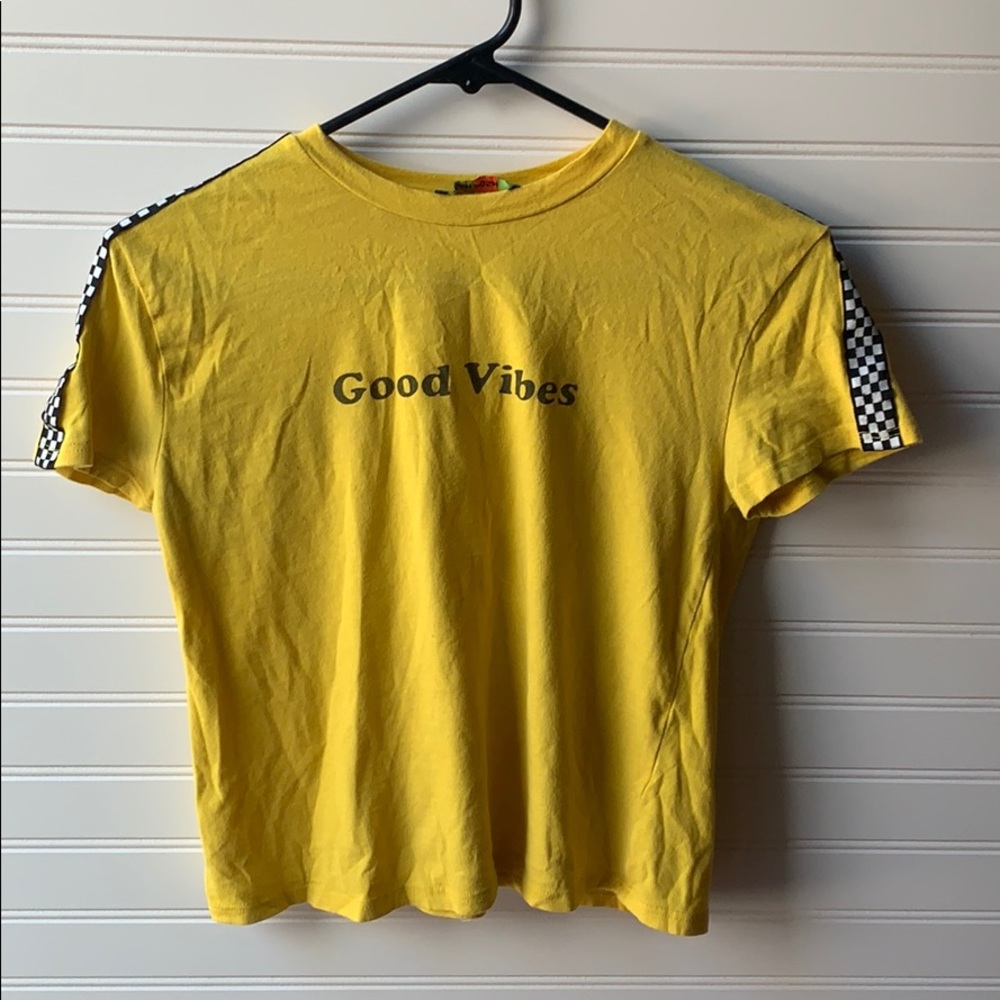 Good vibes tee